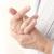 Artrosi alle mani, dalla prevenzione e dalla riabilitazione